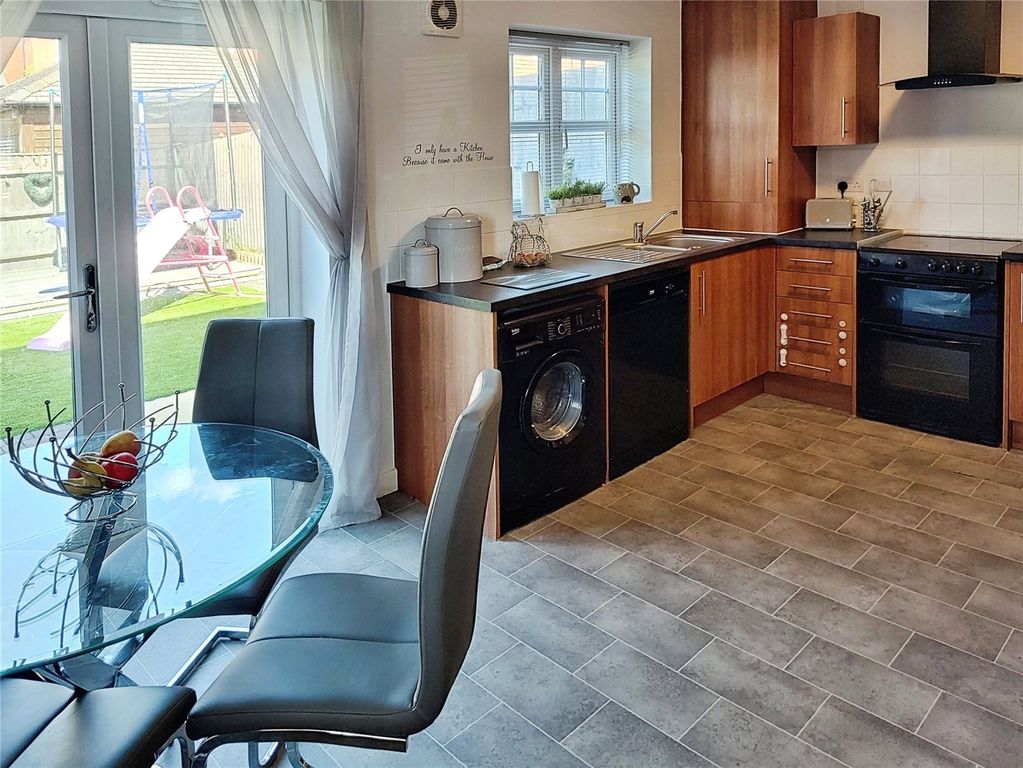 Property photo 3 of 14 Kitchen/Diner