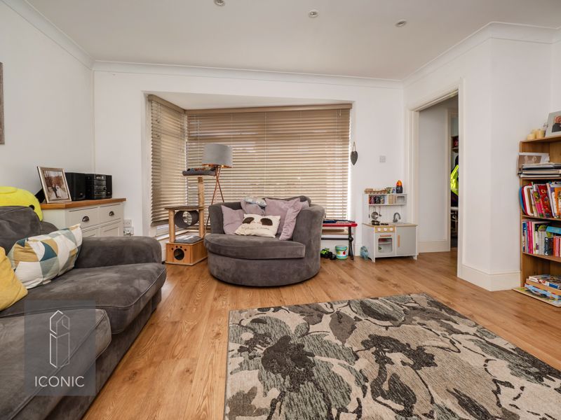 Property photo 3 of 14 Photo 17