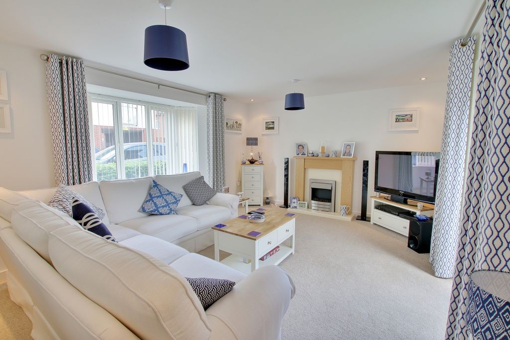 Property photo 2 of 16 Img_8438-Img_8440