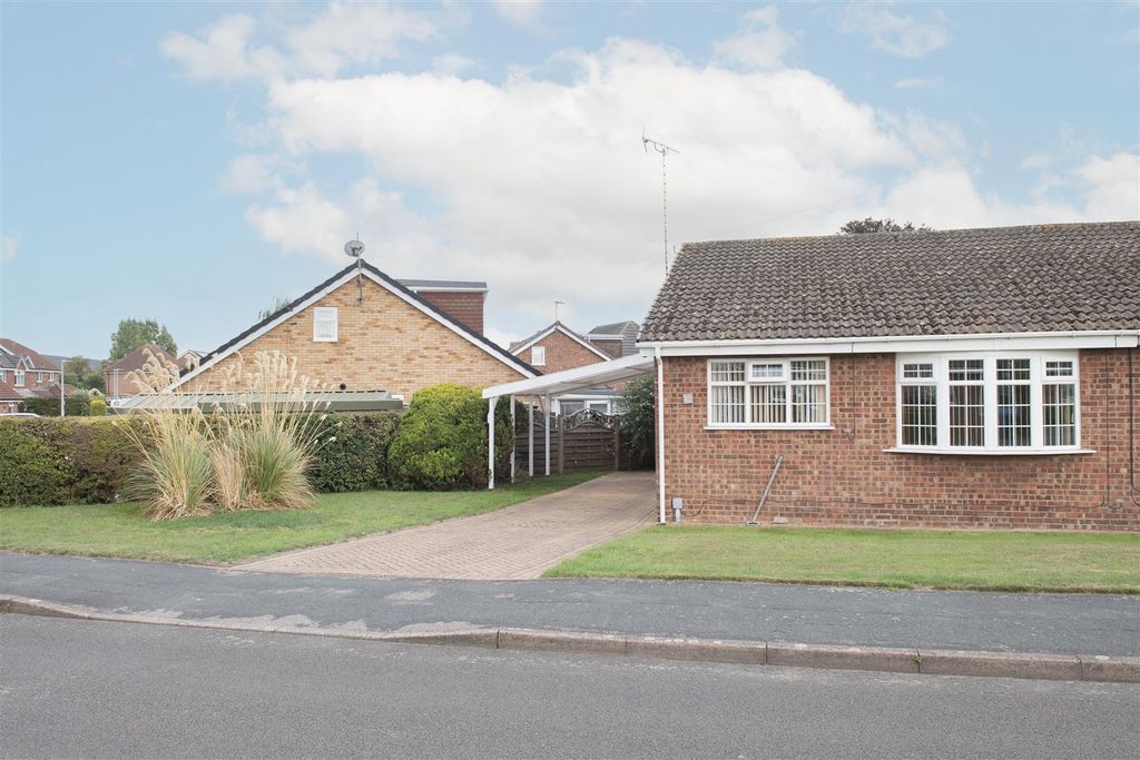 Property photo 2 of 24 12Harthillavenue002.Jpeg