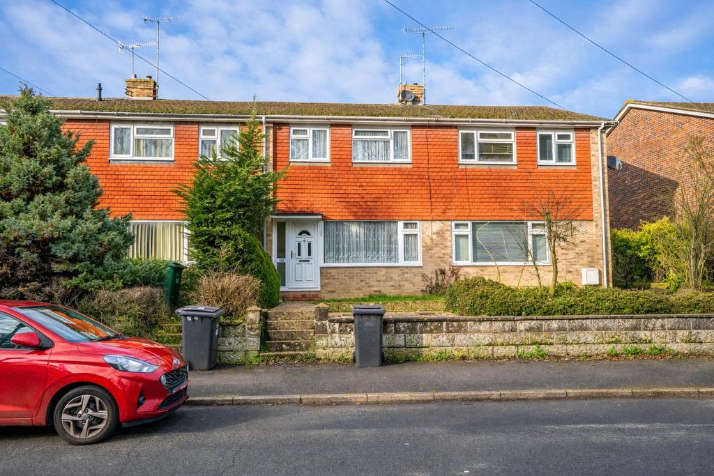 Property photo 1 of 14 0100E64A-E7ce-46A3-A304-Dd967d774776.Png