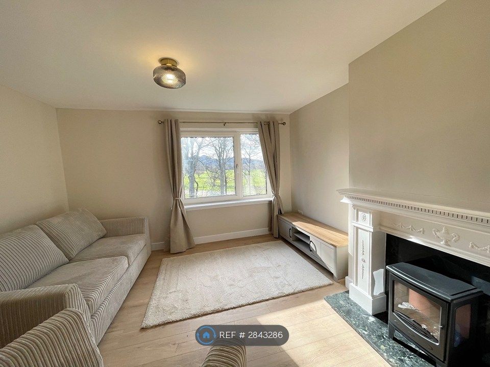 Property photo 3 of 26