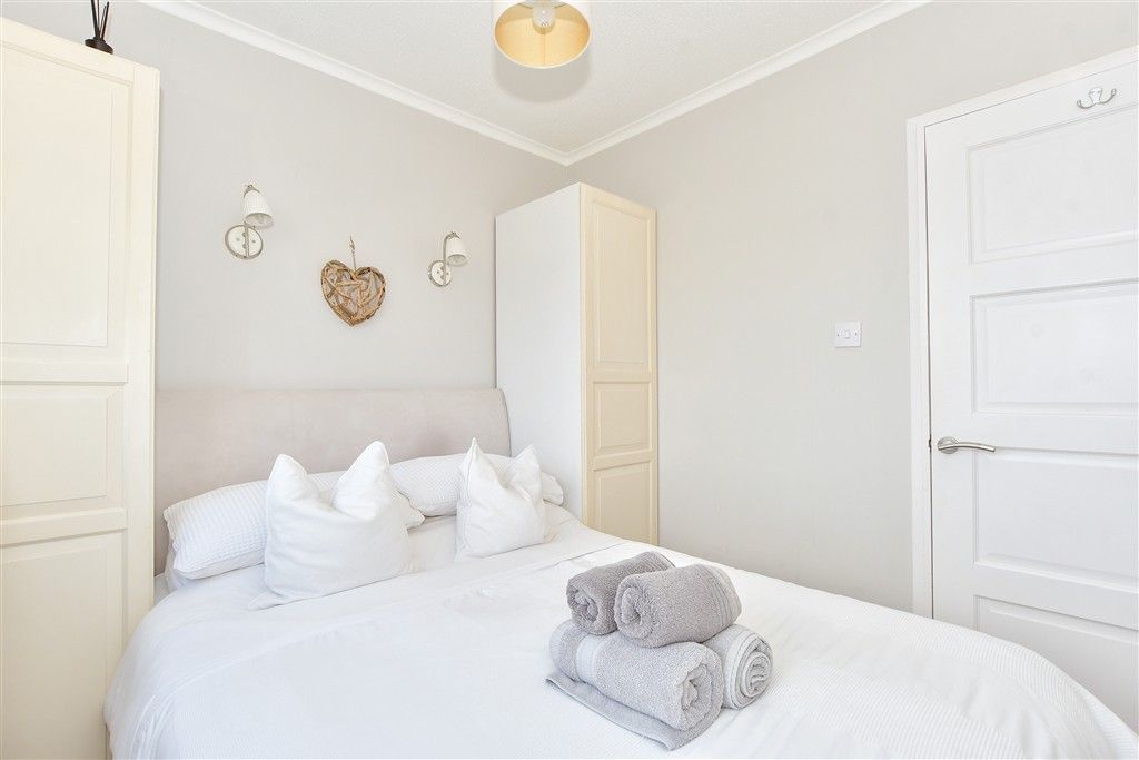 Property photo 1 of 15 Bedroom 2