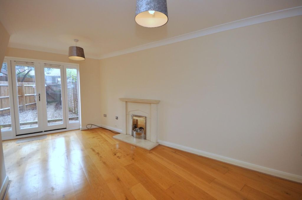 Property photo 3 of 7