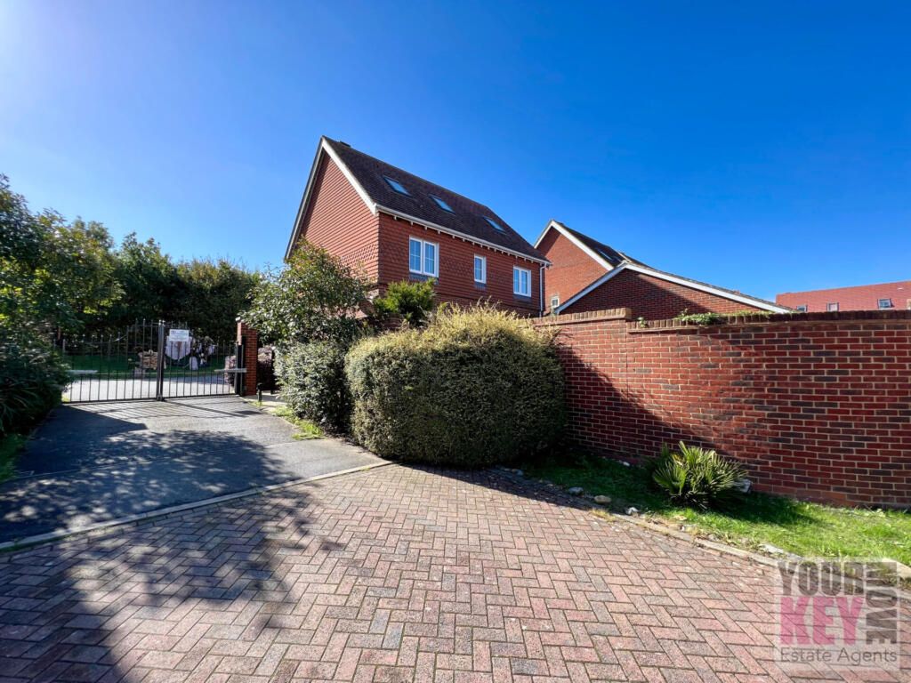 Property photo 1 of 24