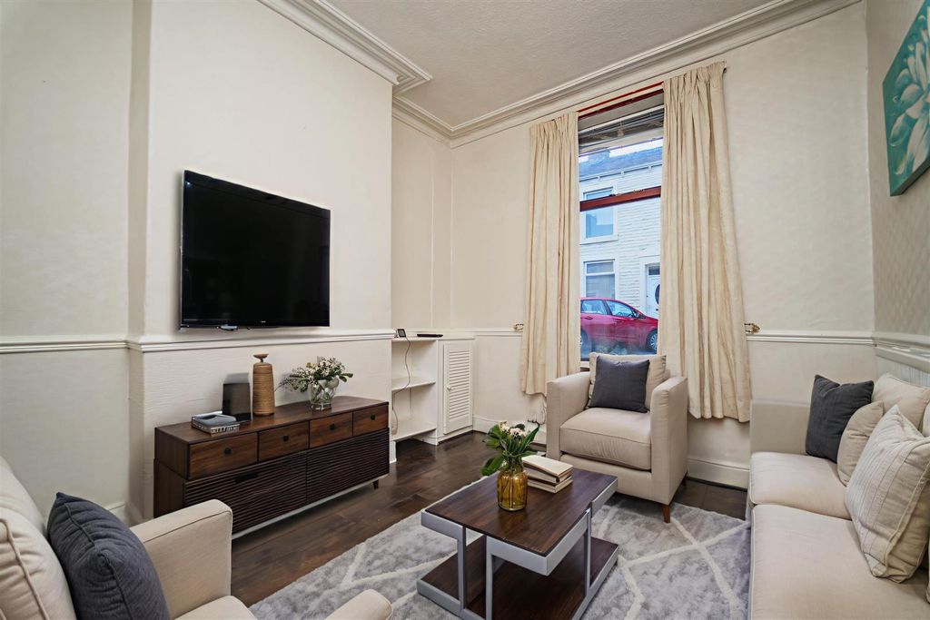 Property photo 2 of 21 Dsc08683 - 0 (1).Jpg