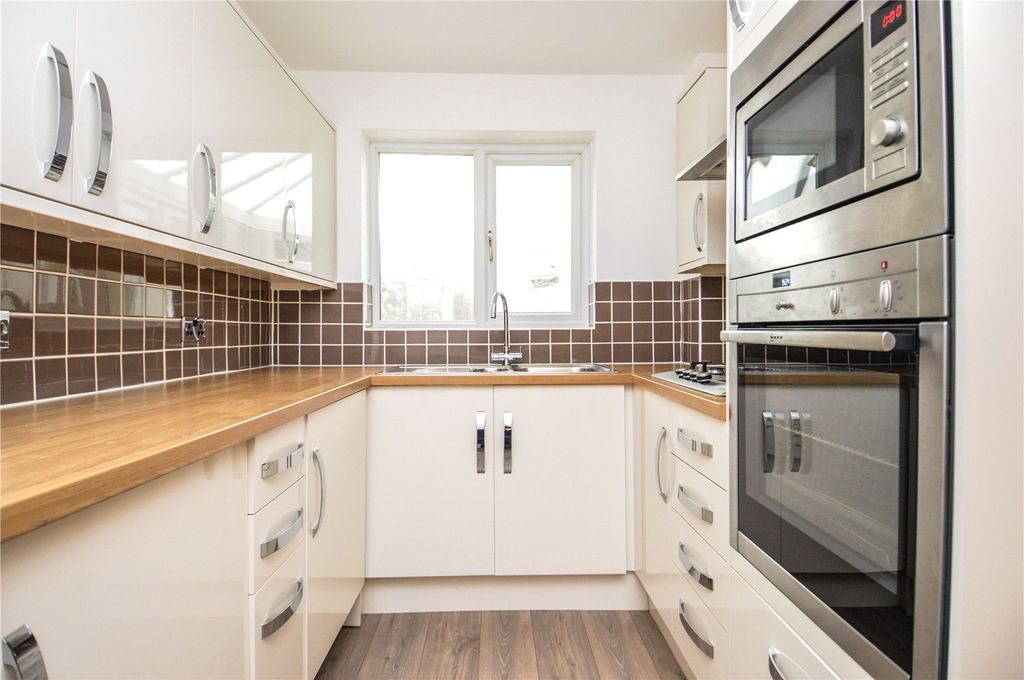 Property photo 2 of 11 Picture No. 05
