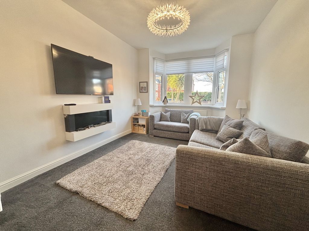 Property photo 3 of 24