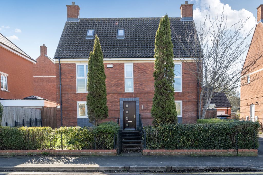 Property photo 1 of 19 1429406169ba7ba5726Eb