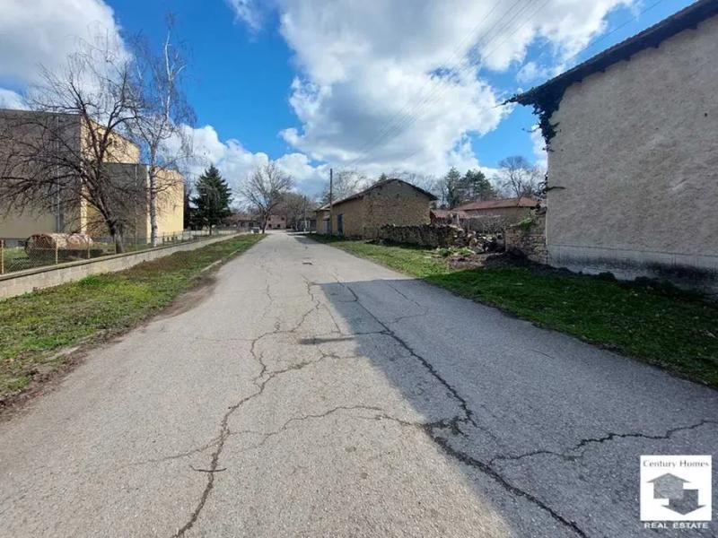 Property photo 2 of 4