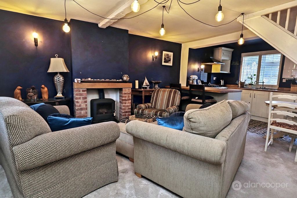 Property photo 2 of 25 4508544