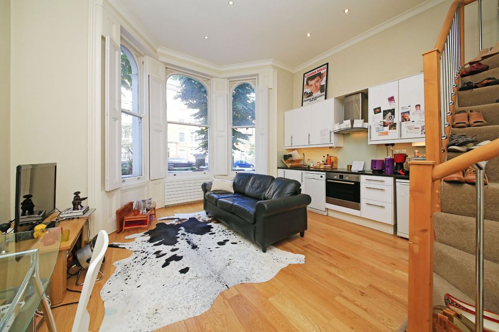 Property photo 1 of 9