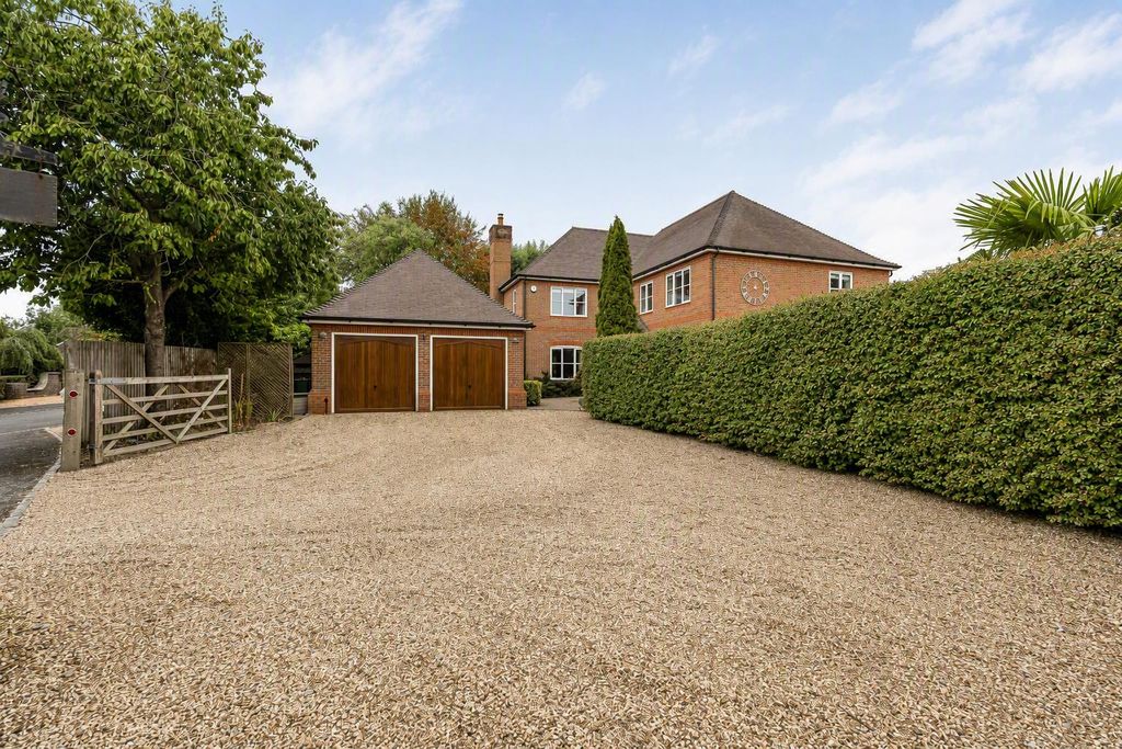 Property photo 1 of 32 Image