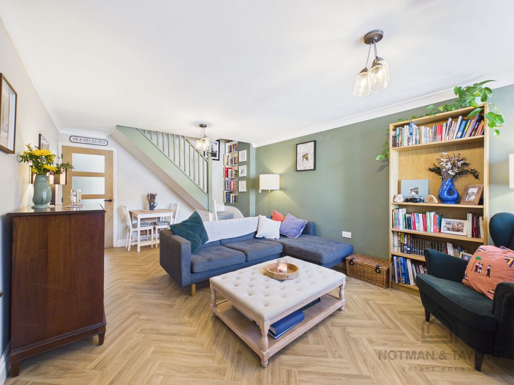 Property photo 2 of 12