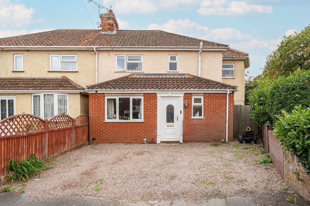 Property photo 1 of 21