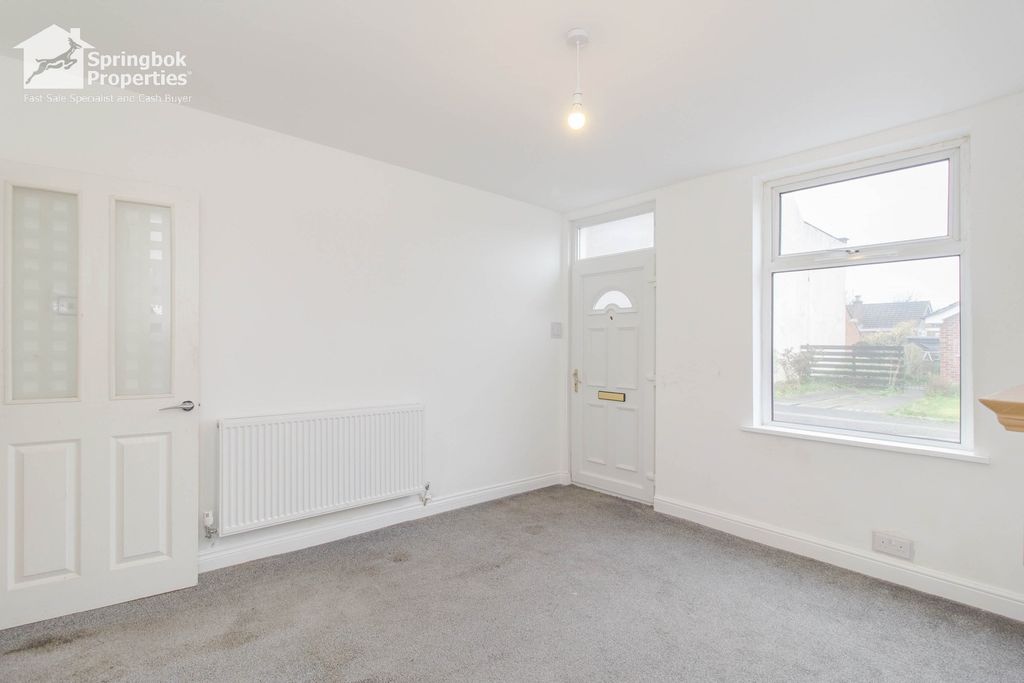 Property photo 3 of 13 Image 3