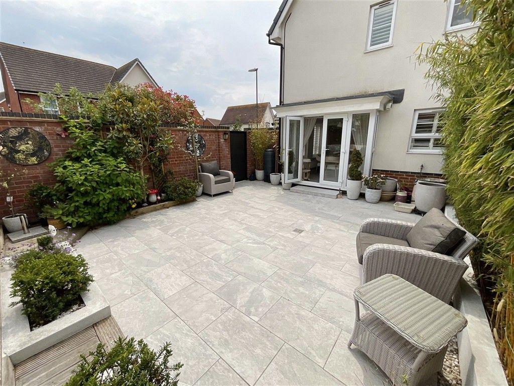 Property photo 2 of 16 Rear Garden