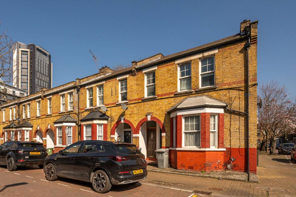 Property photo 2 of 7