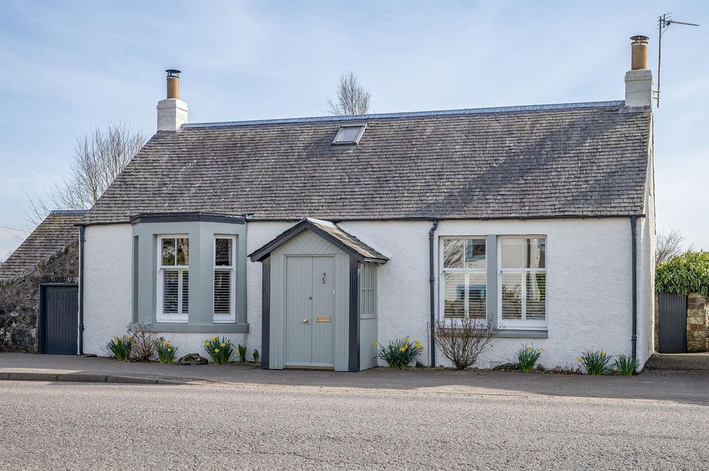 Property photo 1 of 40 001c.Jpg