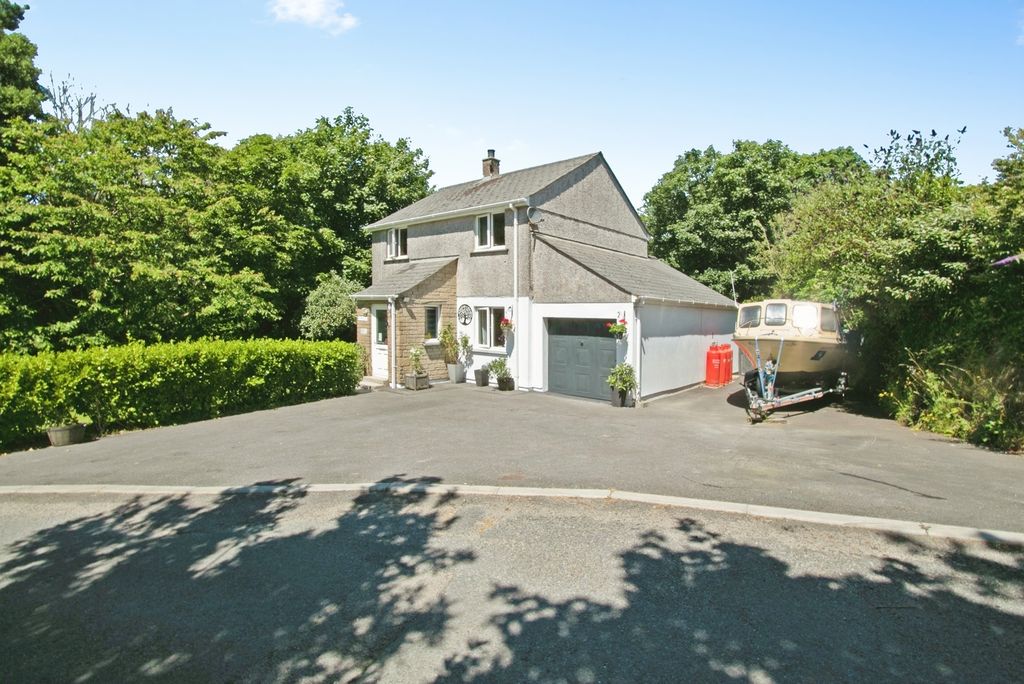 Property photo 1 of 14 Pbox-Img.Jpg