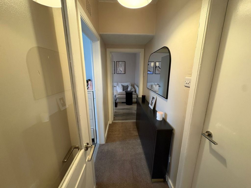 Property photo 2 of 9 Photo 2