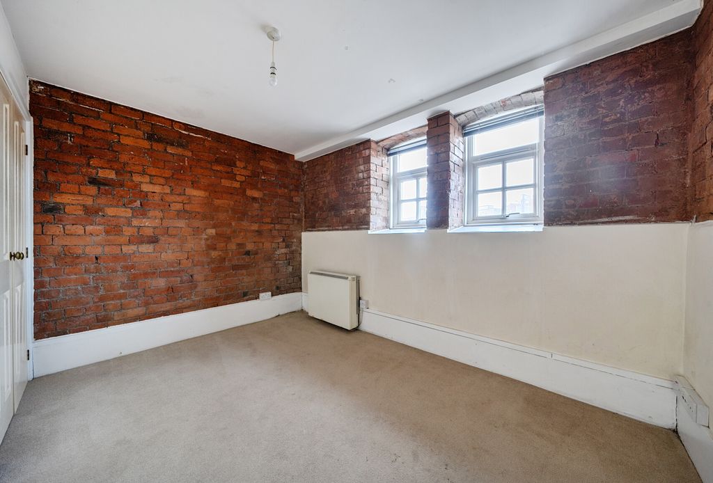 Property photo 3 of 15 1439664-6-69E107F...