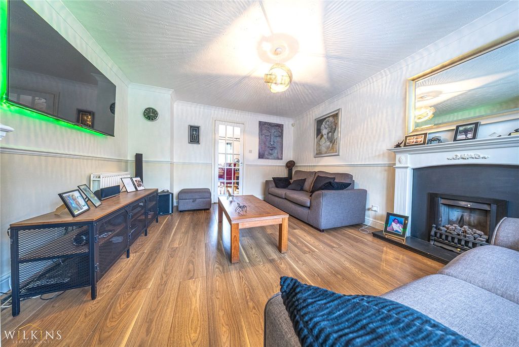 Property photo 3 of 29 Picture No. 01