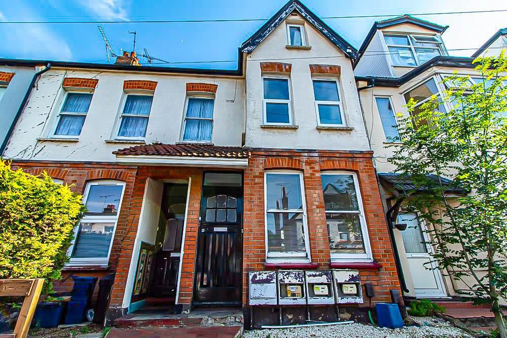 Property photo 1 of 8
