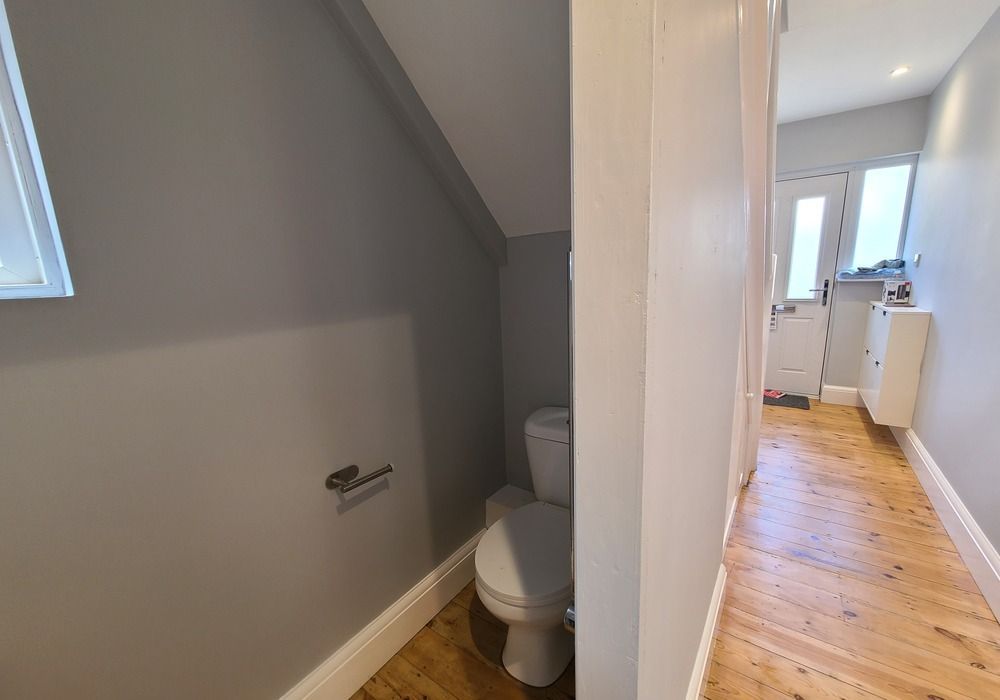 Property photo 3 of 25