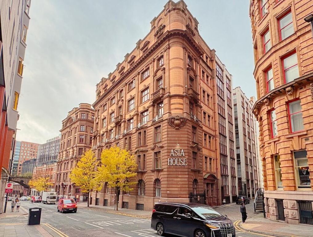 Property photo 1 of 11