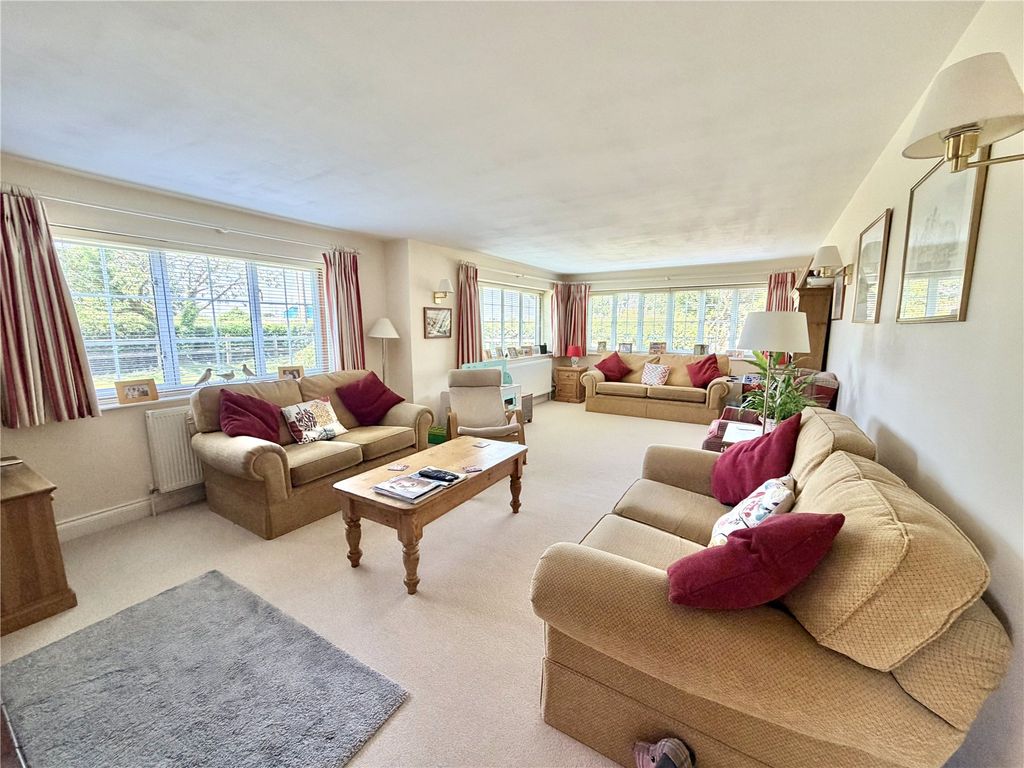 Property photo 3 of 20 Picture No. 25