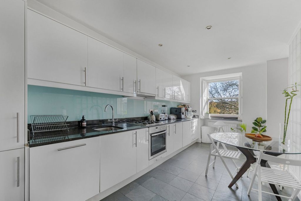 Property photo 3 of 11 Picture No. 05