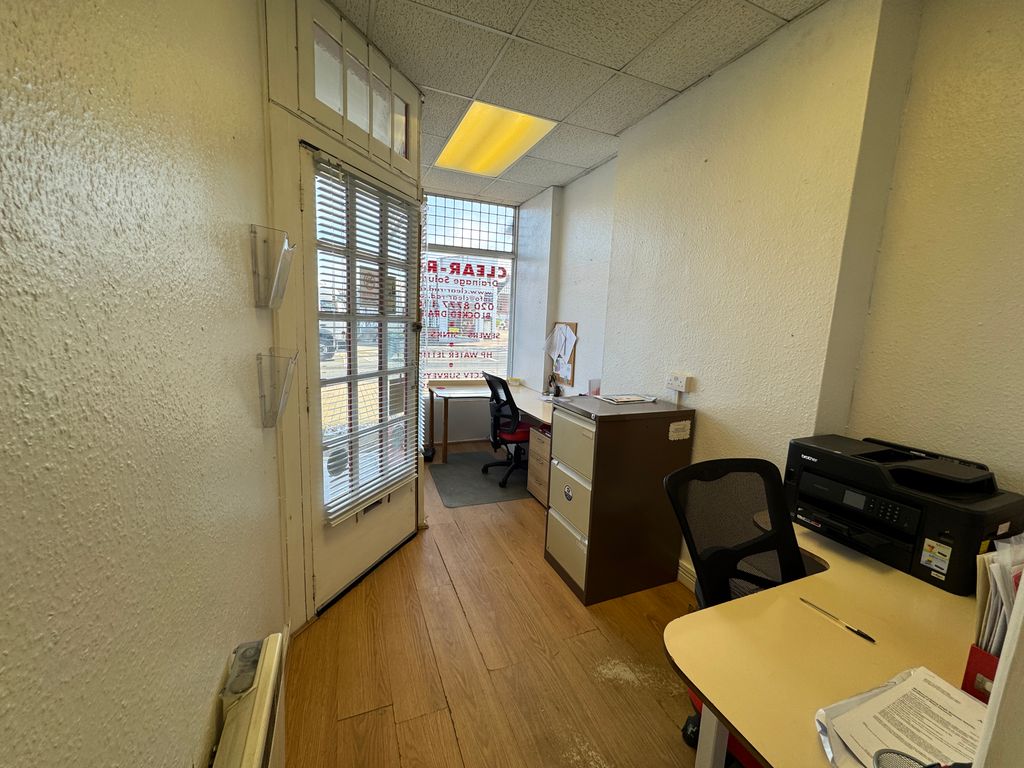 Property photo 2 of 2