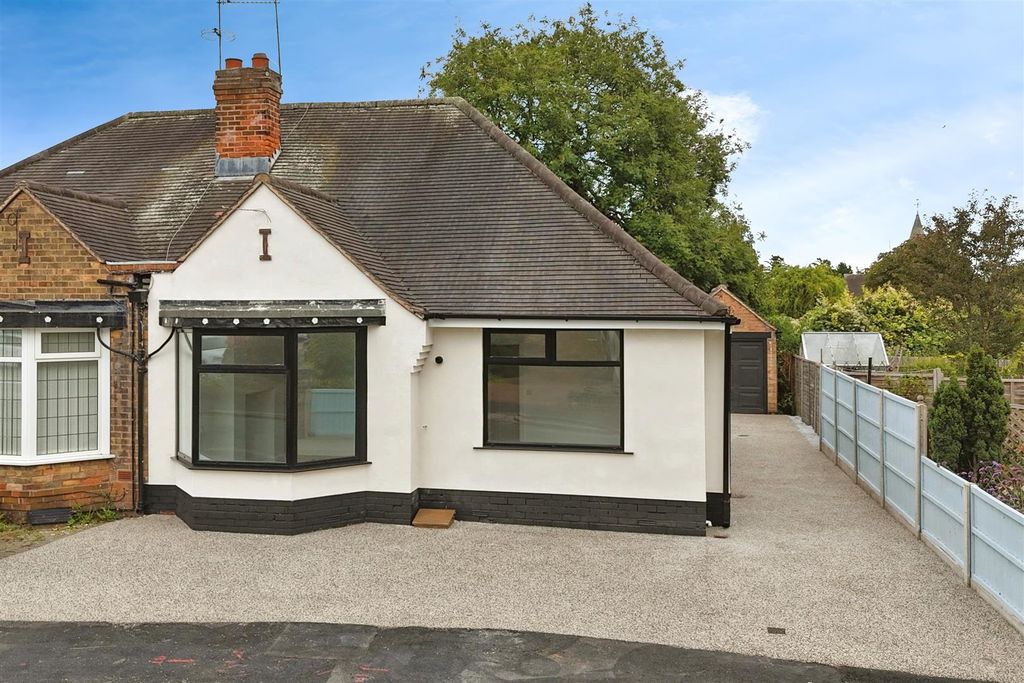 Property photo 1 of 12 Front External