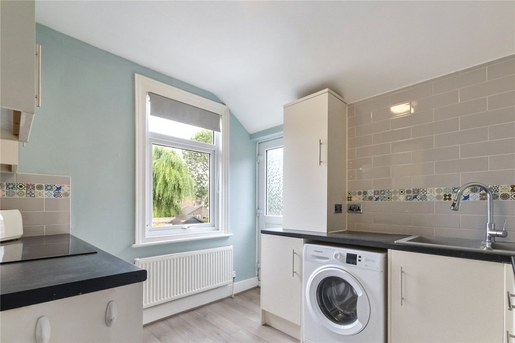 Property photo 2 of 7 Picture No. 06