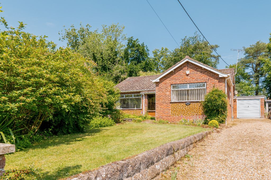 Property photo 1 of 25 2733090