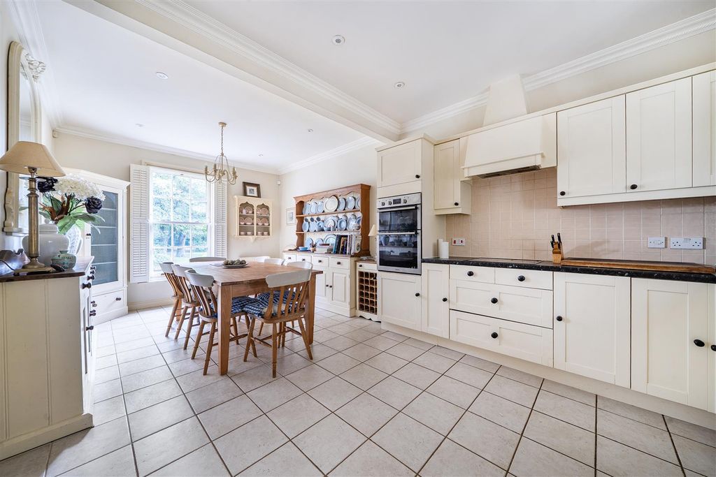 Property photo 3 of 24 Kitchen Dining Room