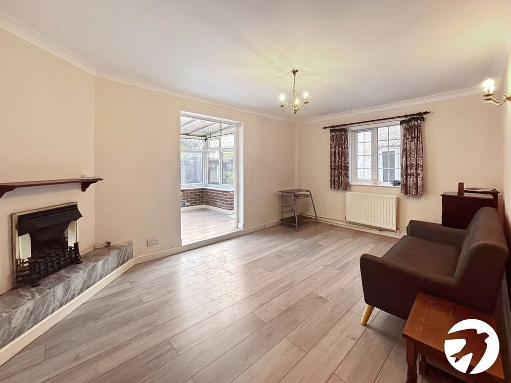 Property photo 2 of 11 Picture No. 10