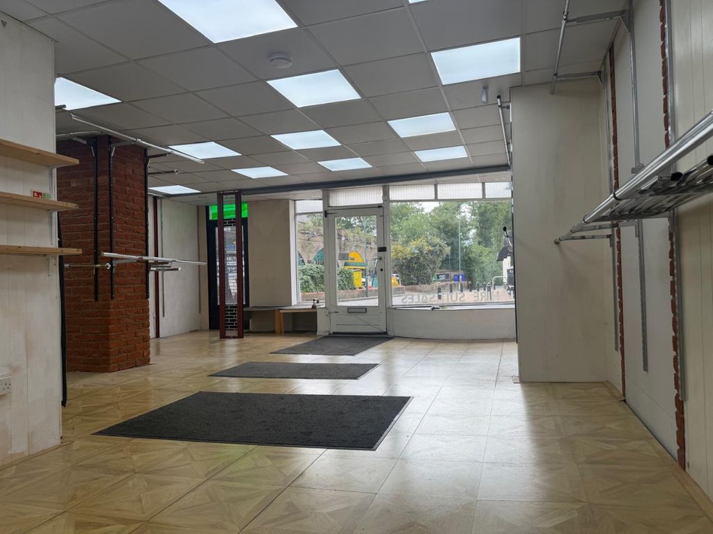 Property photo 3 of 8 5270464