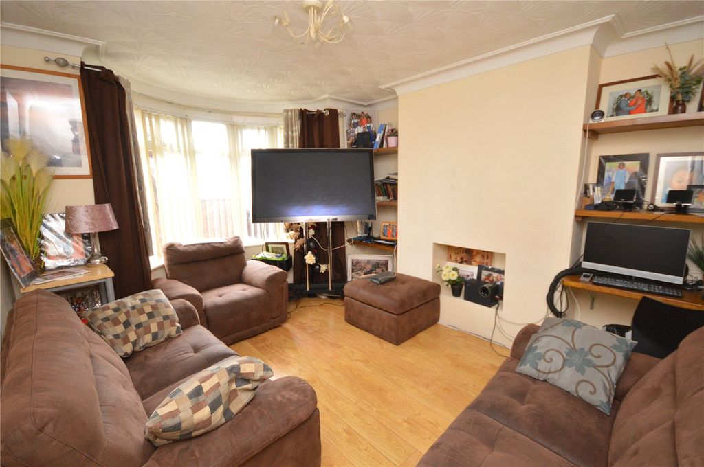 Property photo 2 of 11 Picture 2