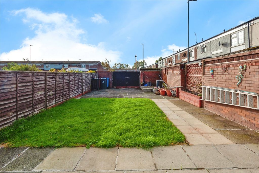 Property photo 2 of 17 Picture No. 04