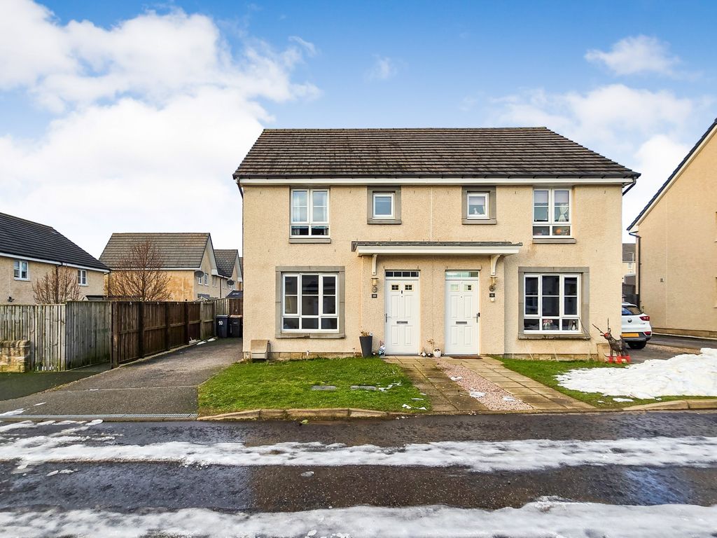 Property photo 1 of 19 Front View