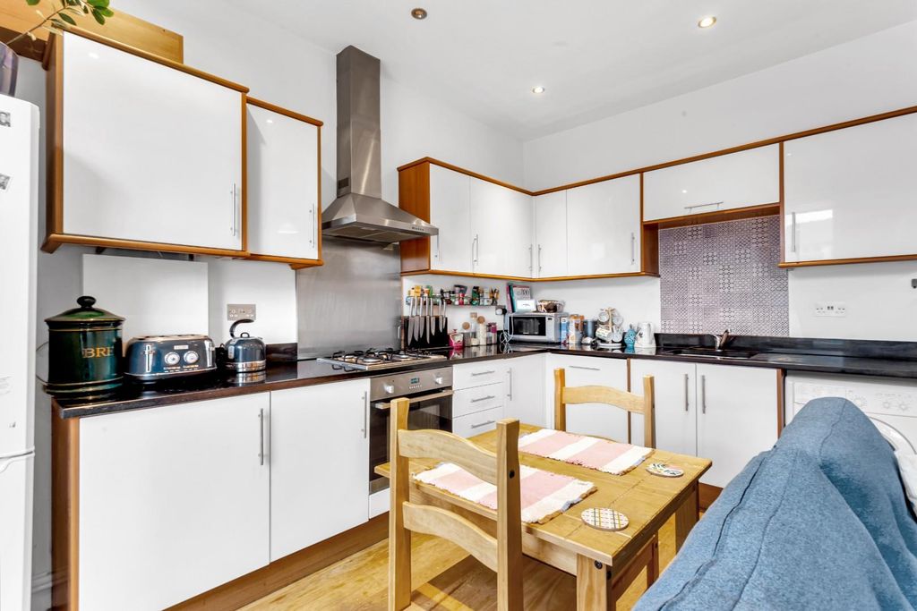 Property photo 3 of 13 Kitchen