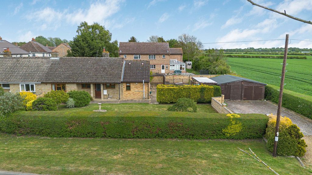 Property photo 1 of 30