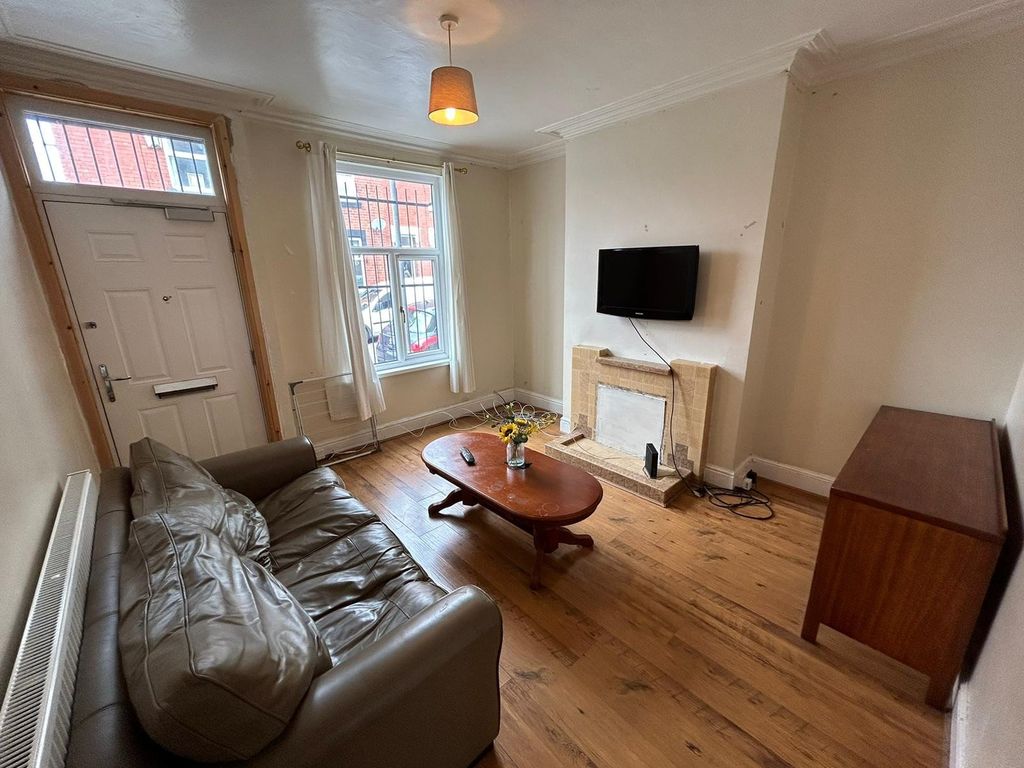 Property photo 3 of 10 Picture No. 05