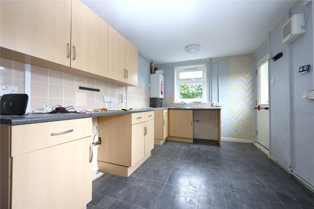 Property photo 2 of 18 Picture No. 08