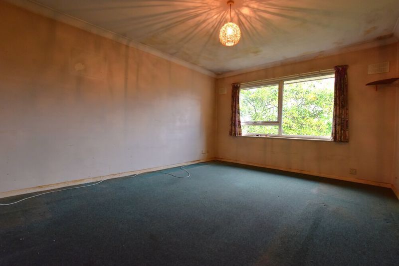 Property photo 2 of 7 Photo 6