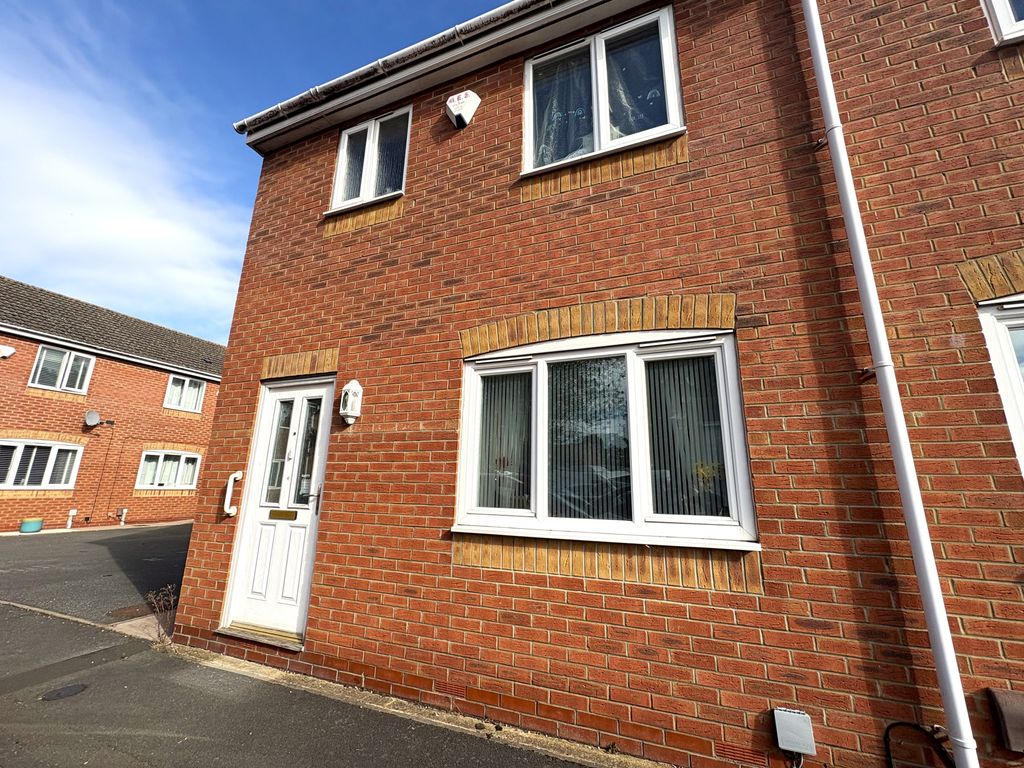 Property photo 1 of 13 Front Use