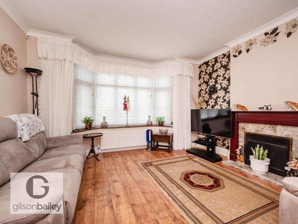 Property photo 3 of 22