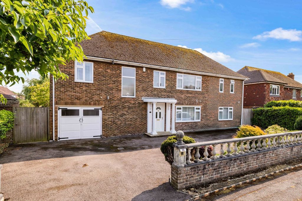 Property photo 1 of 23